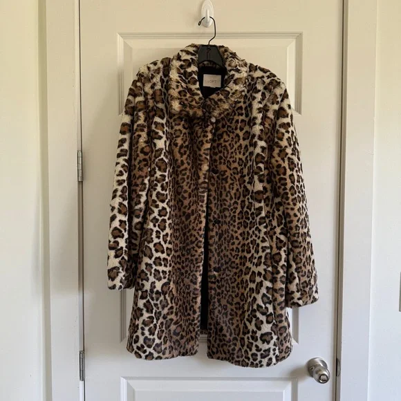 Leopard Print Faux Fur Coat - Picture 1 of 7